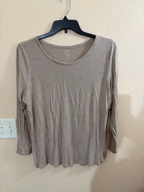 Maurice’s 24/7 Taupe Long-Sleeve Scoop Neck Top